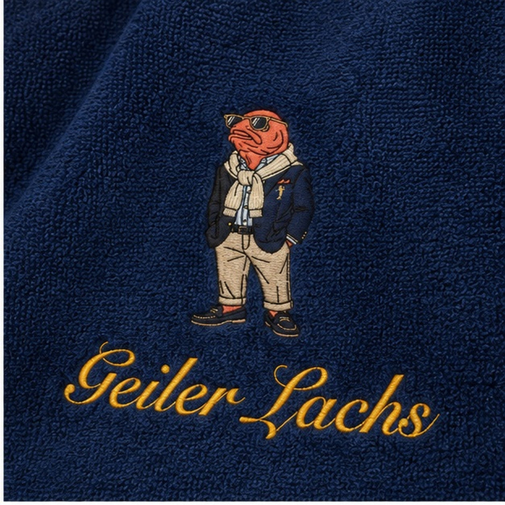 Badetuch OG Lachs — Stickdetail