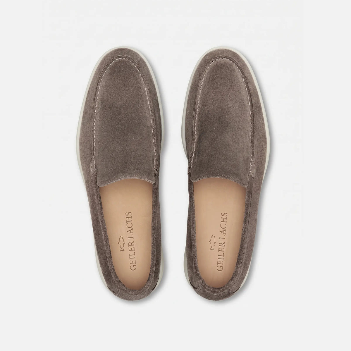 Geiler Lachs Suede Loafer Taupe — Innensohle GEILER LACHS